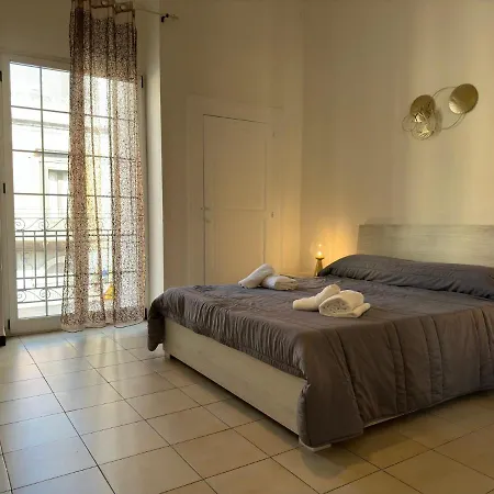Апартаменти Cconforthotels Crispi Барі