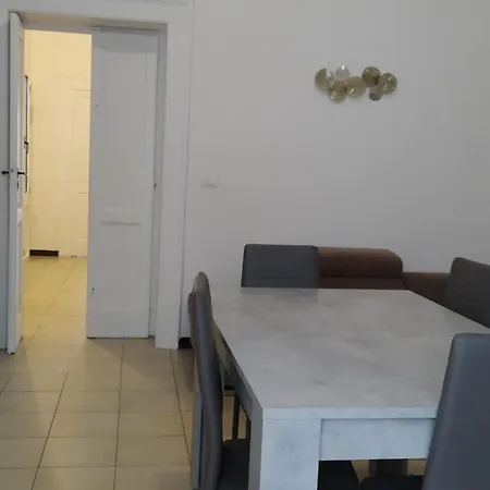Cconforthotels Crispi Apartamento