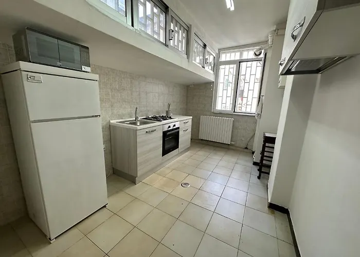 Cconforthotels Crispi Apartment Bari